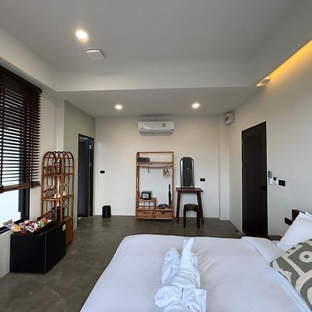 The Episode Boutique Hotel Szuratthani Kültér fotó