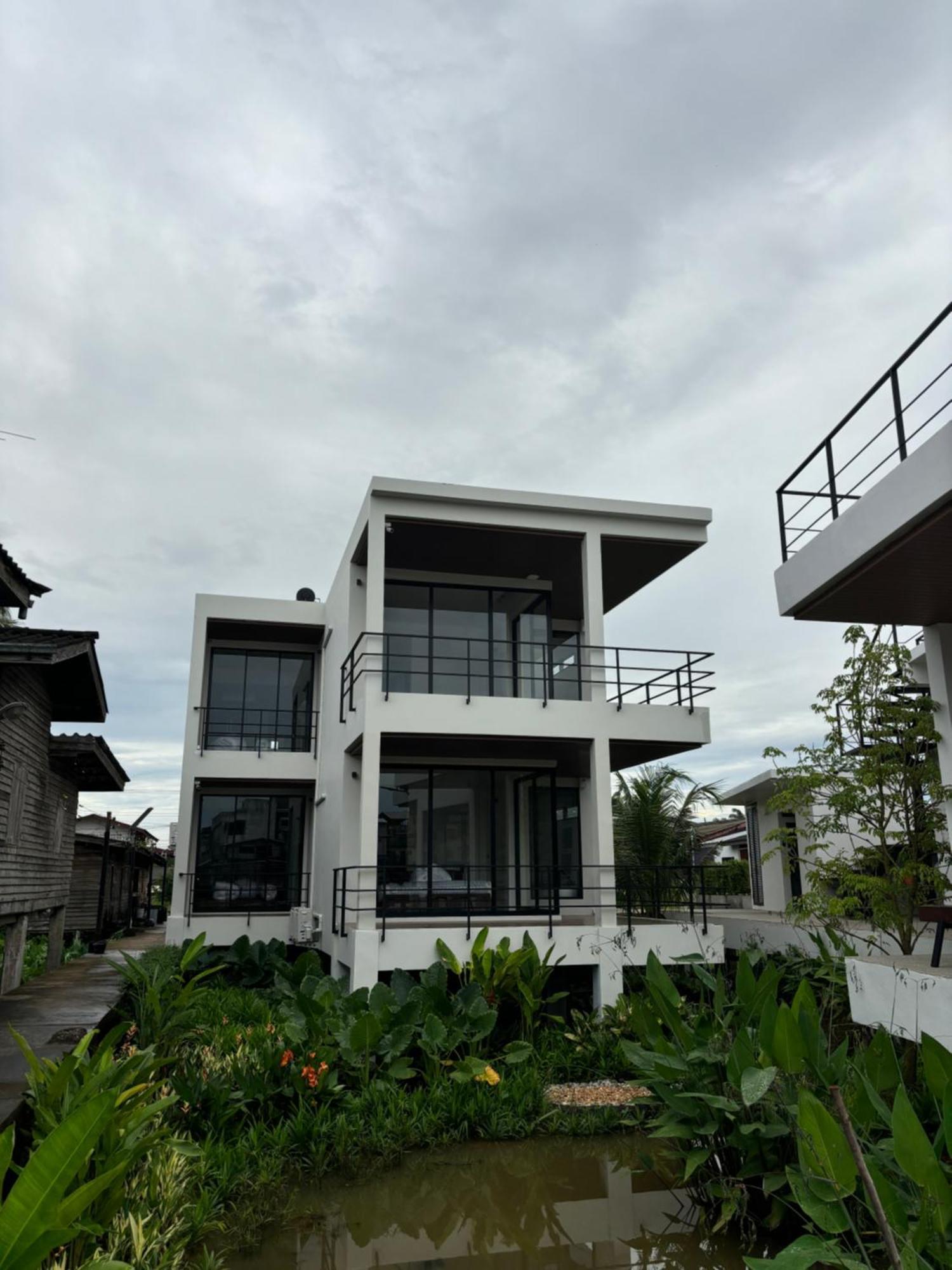 The Episode Boutique Hotel Szuratthani Kültér fotó
